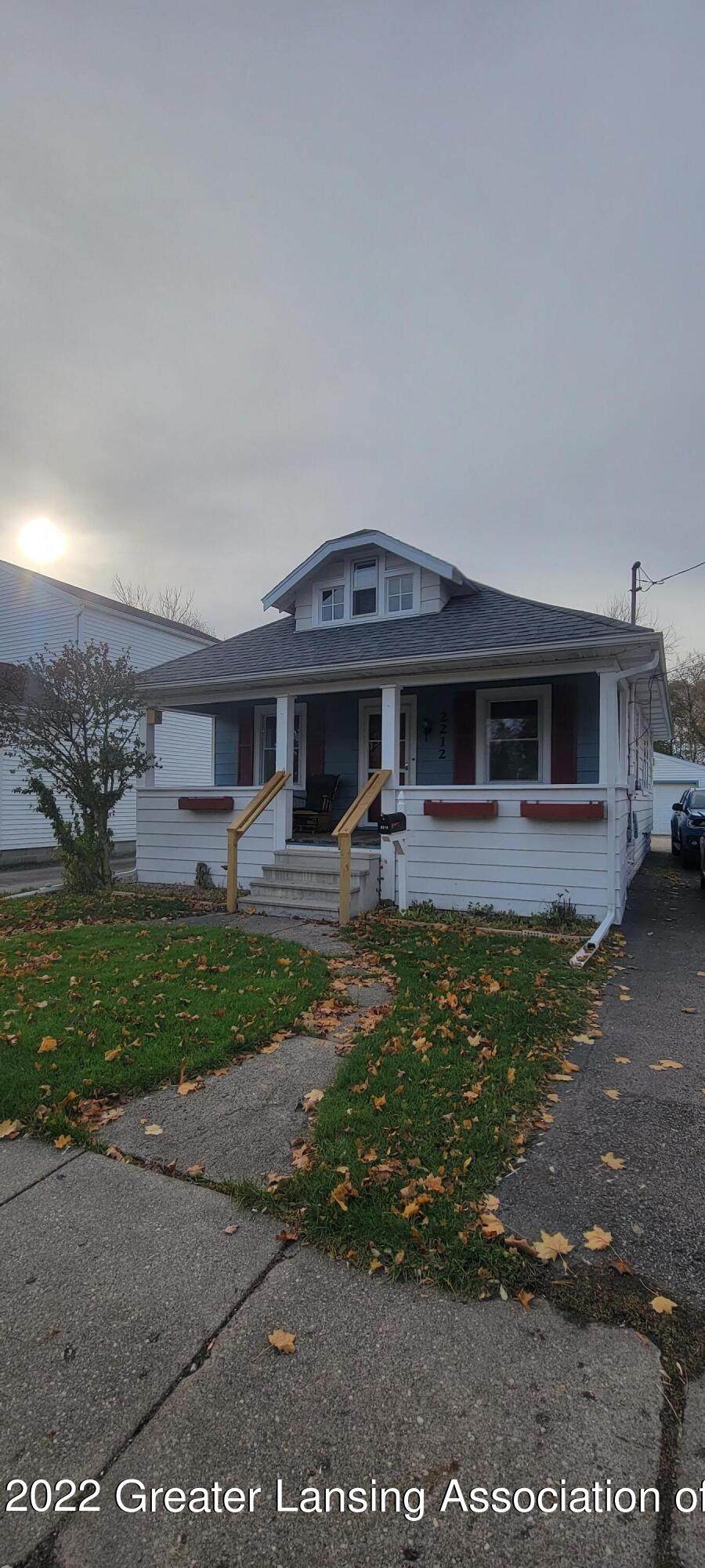 2212 Teel Avenue - Photo 1