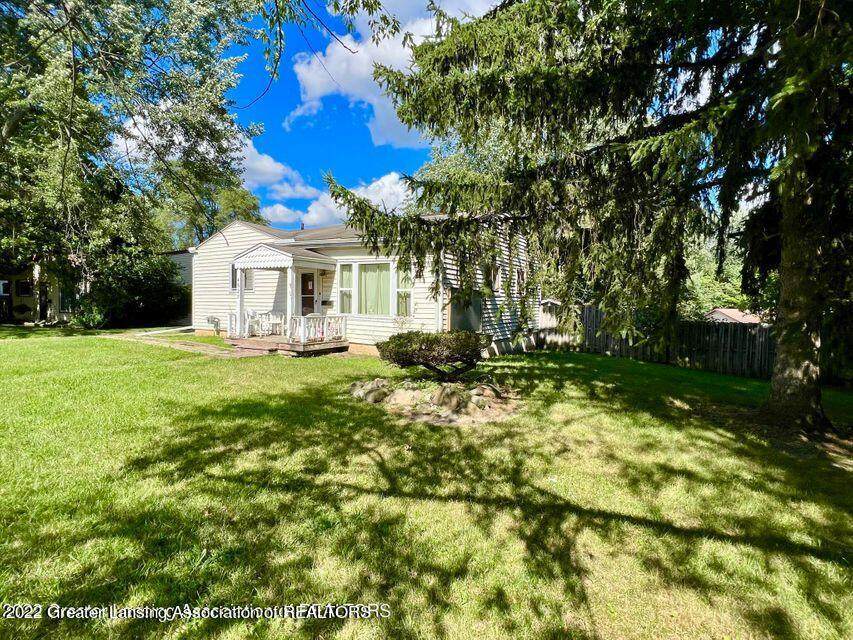 4627 Lowcroft Avenue - Photo 1
