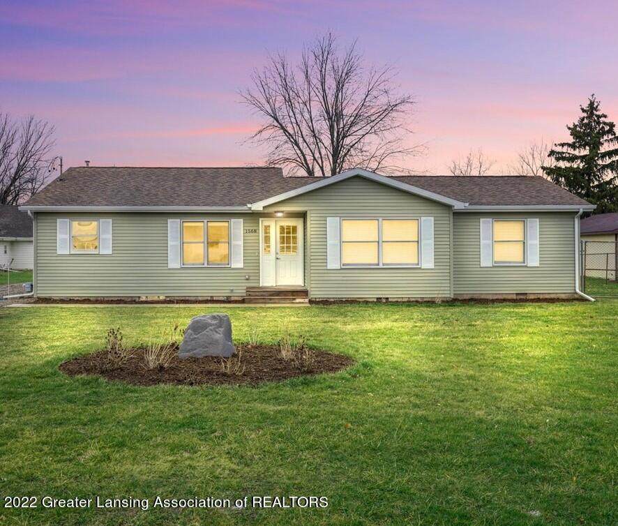 1568 Sandra Street - Photo 1