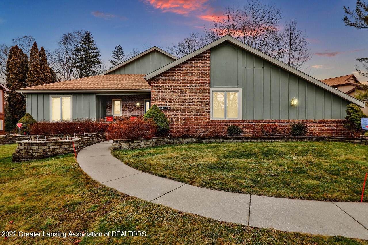 4466 Comanche Drive - Photo 1