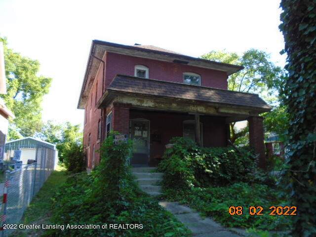 819 Eureka Street - Photo 1