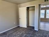 405 Mitchell St - Photo 18