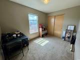 423 Mitchell St - Photo 11