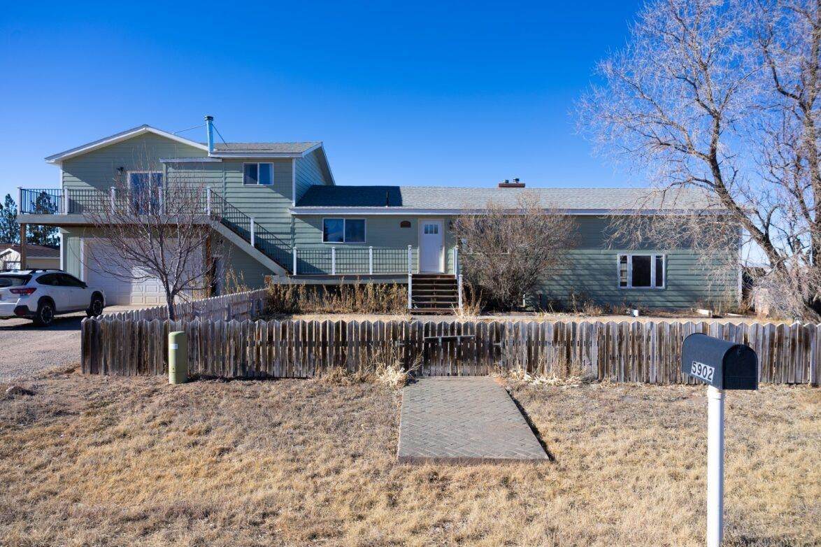 5902 South View Road - Photo 1