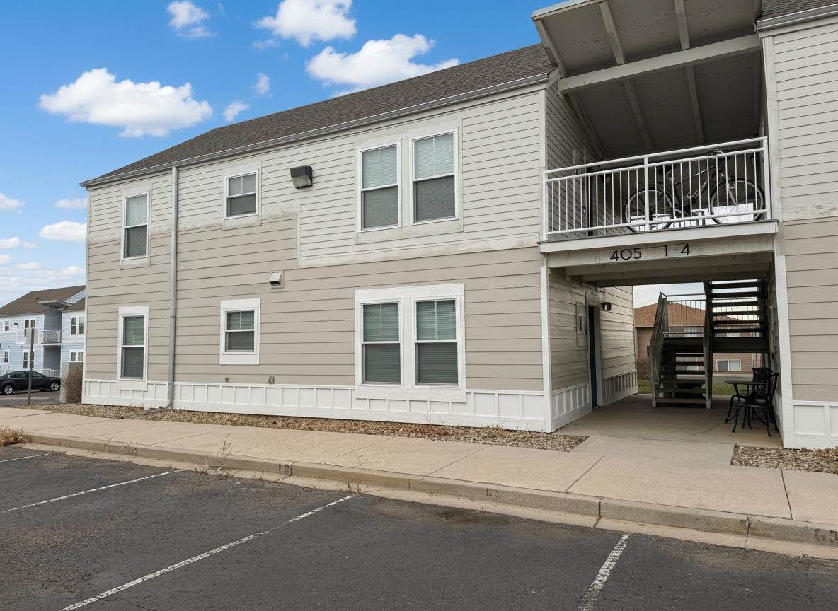 405 Mitchell St - Photo 1