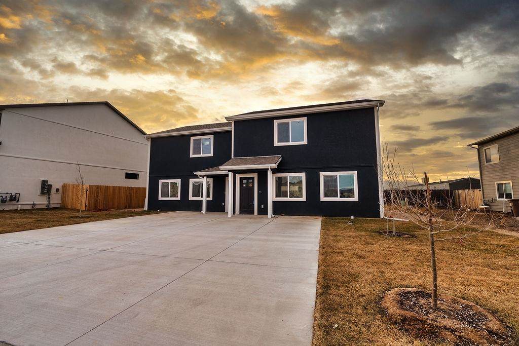 918 Colorado Avenue - Photo 1