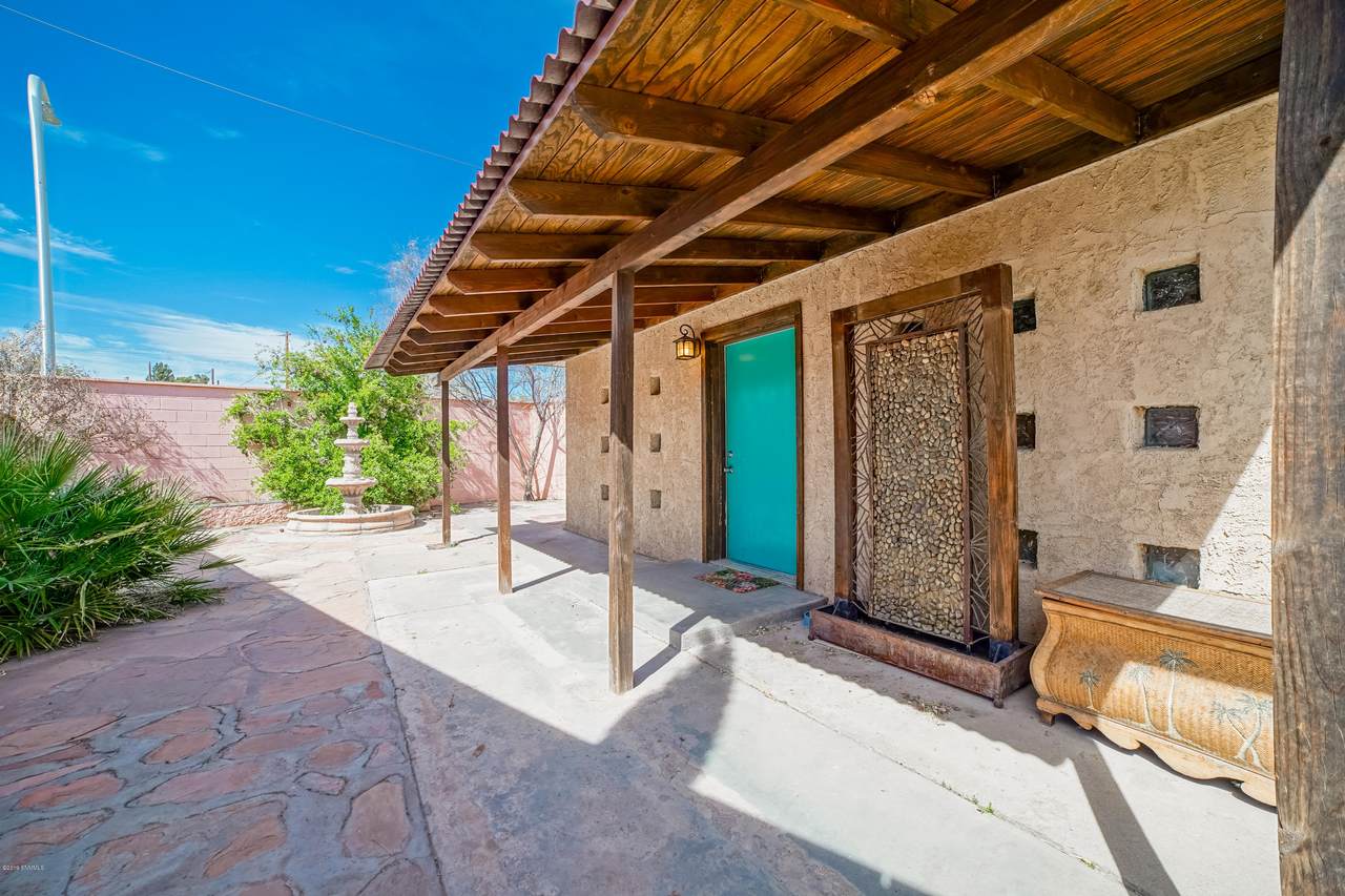 1505 Esperanza Street - Photo 1