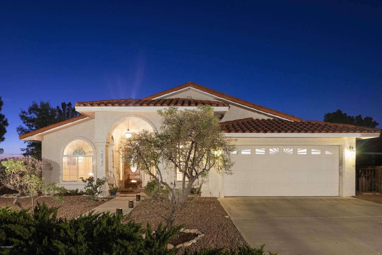2383 Barclay Court - Photo 1