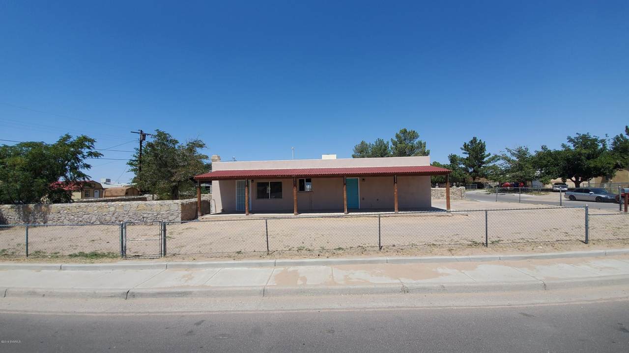 850 Luna Street - Photo 1