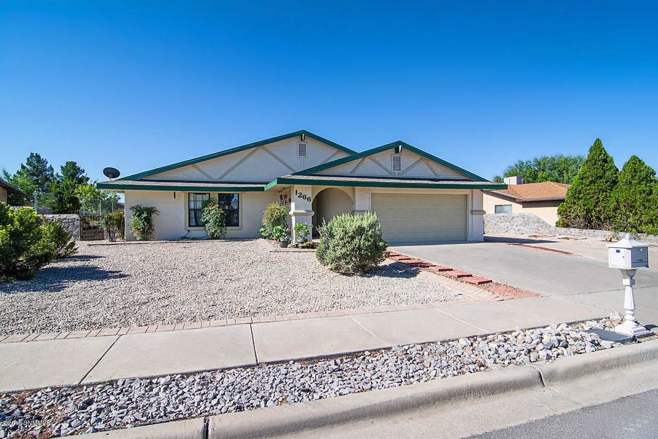 1266 Oakridge Drive - Photo 1