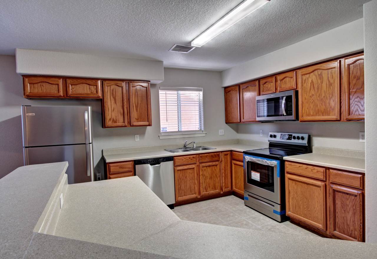 1275 Fountain Loop - Photo 1