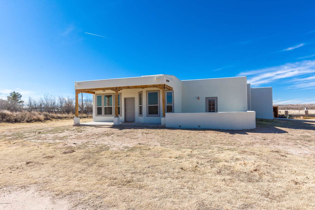528 Scorpio Loop - Photo 1