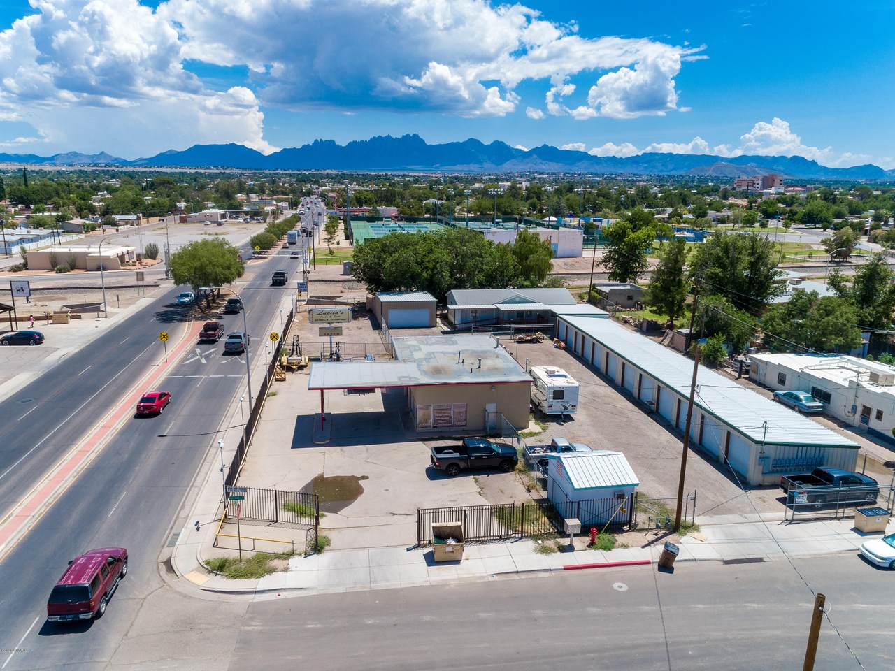 855 Picacho Avenue - Photo 1