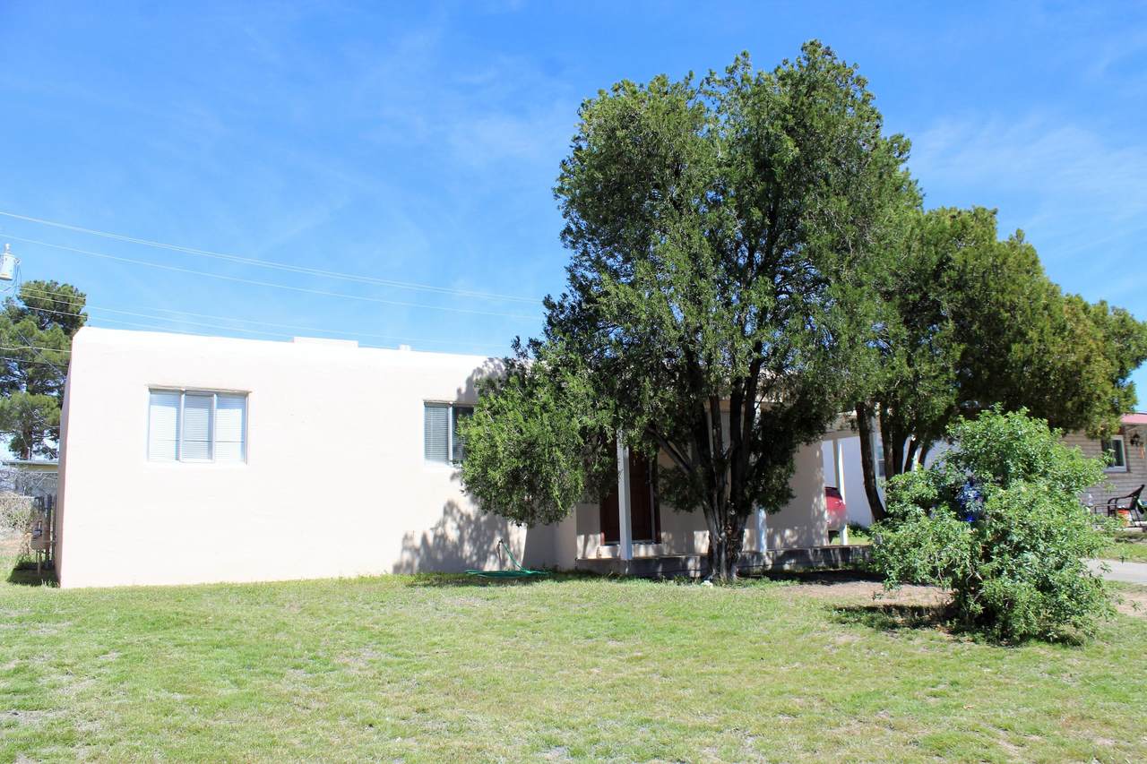 1213 Skyway Drive - Photo 1