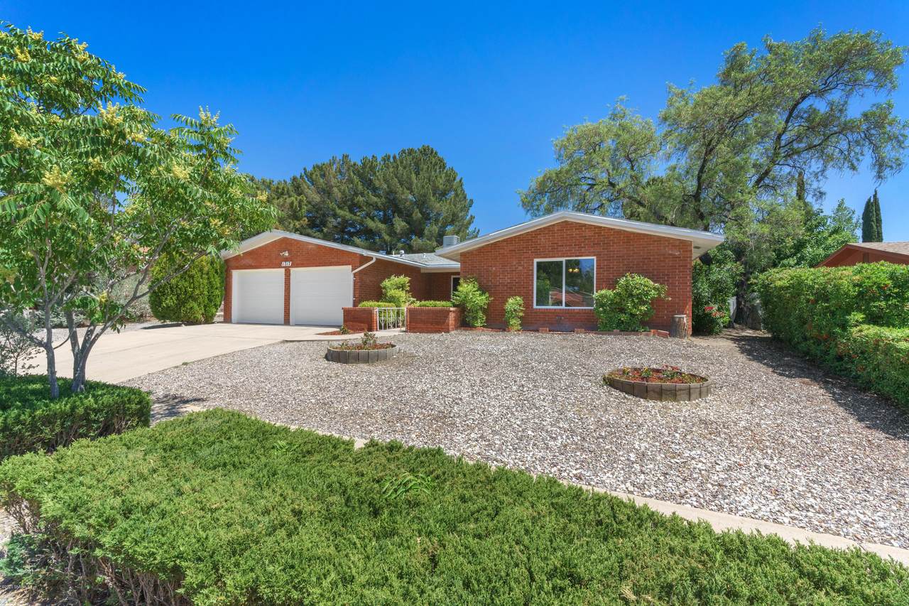 1717 Pomona Drive - Photo 1 1717 Pomona Drive - Photo 1
