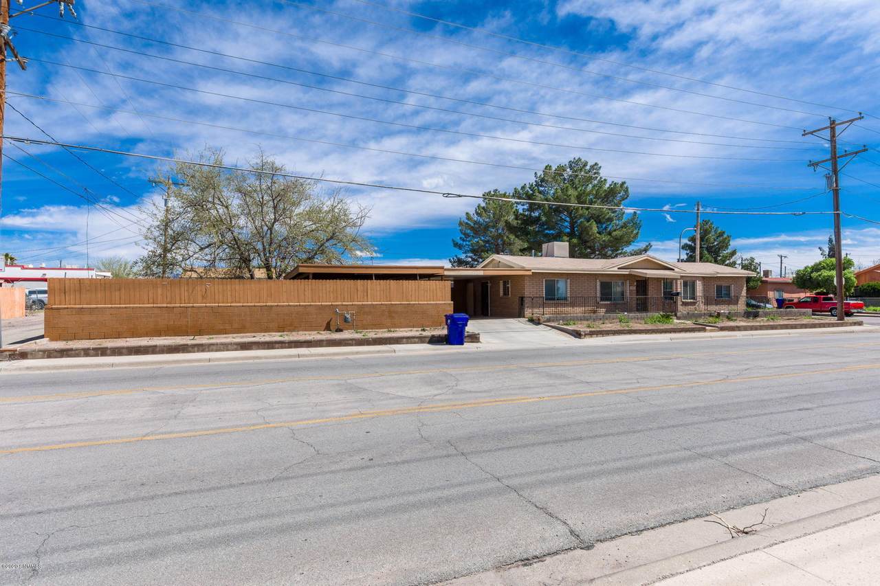 525 Espina Street - Photo 1