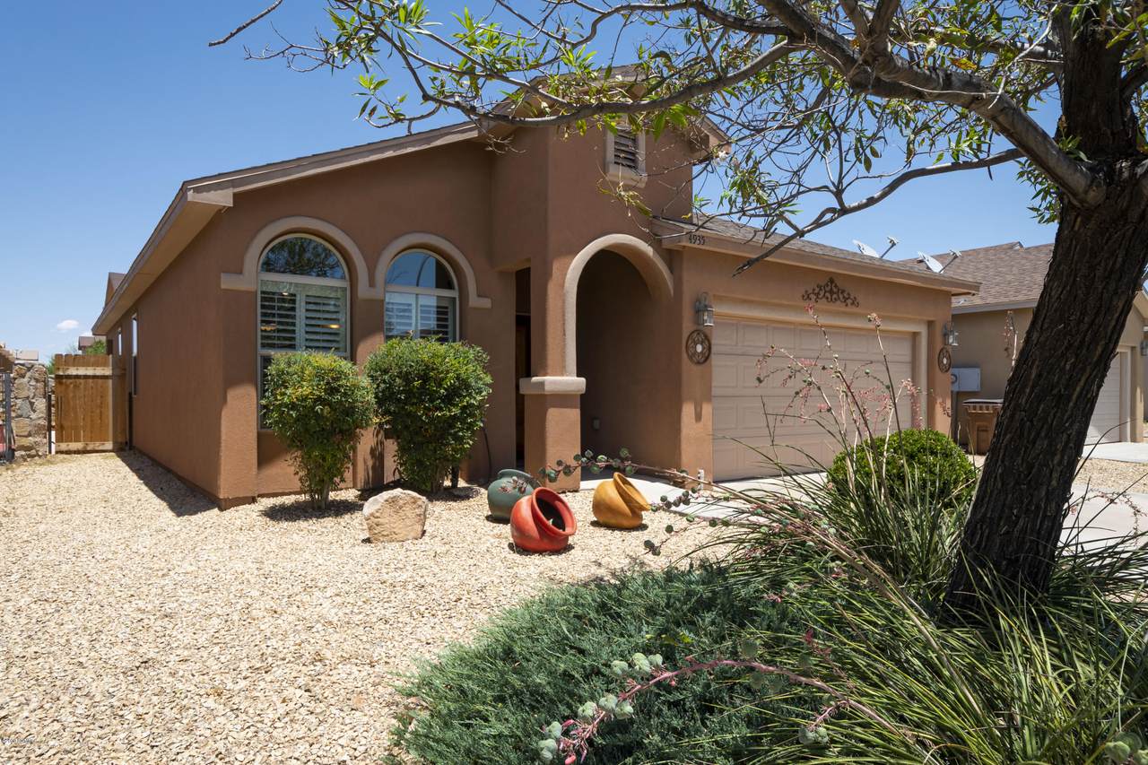4935 Sherwood Road - Photo 1