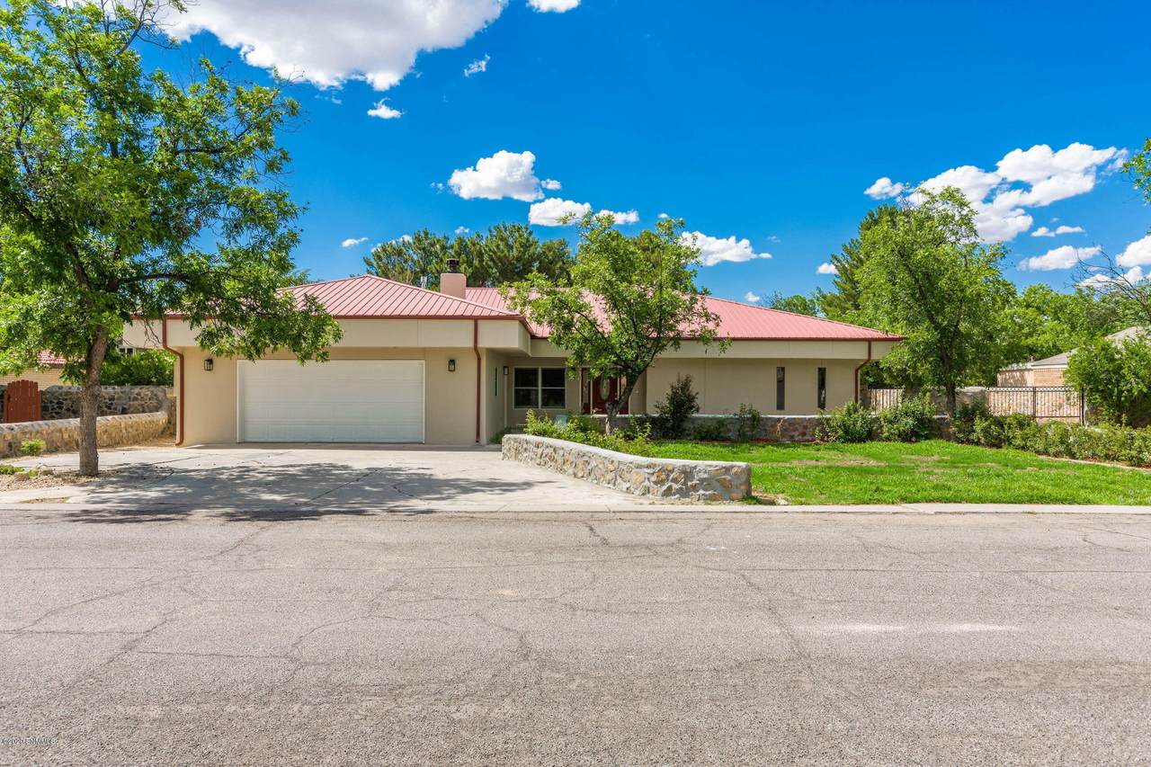 135 Los Nogales Drive - Photo 1