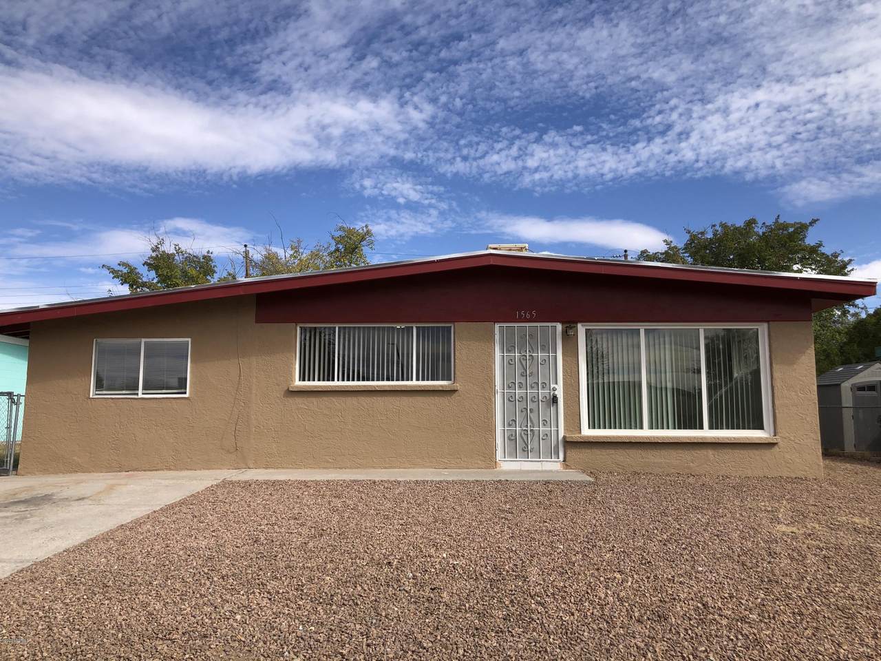 1565 Esperanza Street - Photo 1