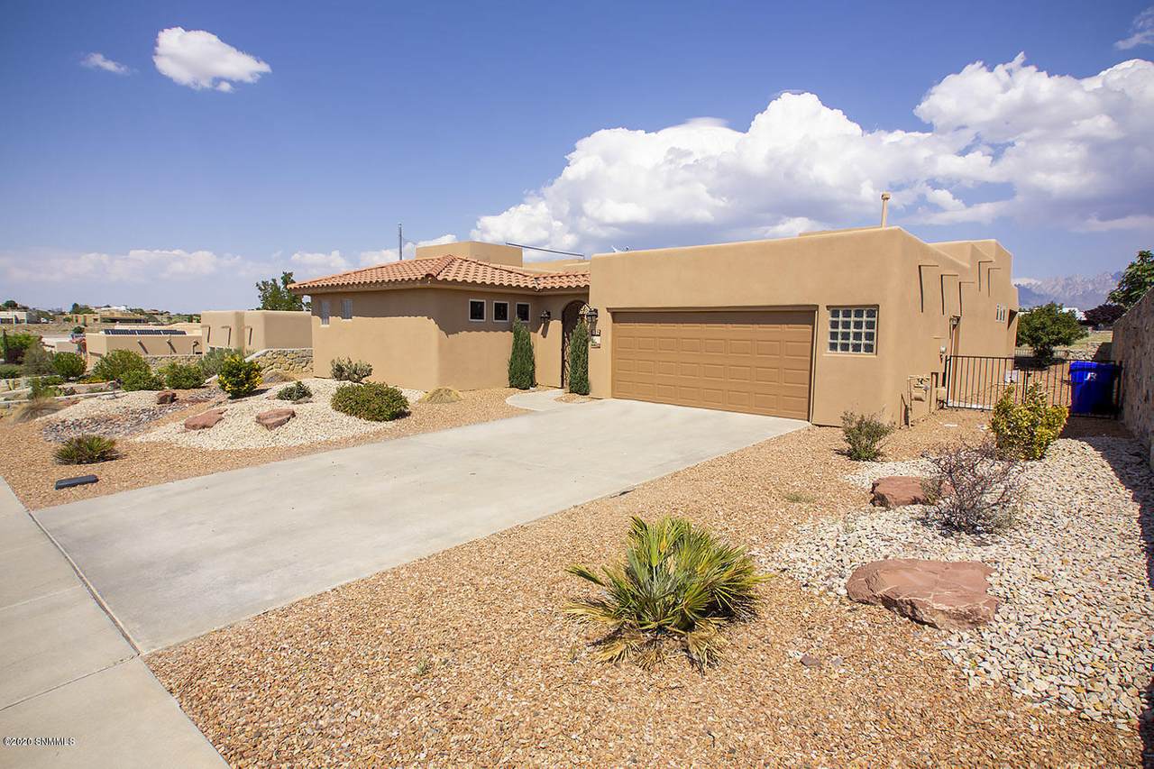 1932 Lone Tree Lane - Photo 1