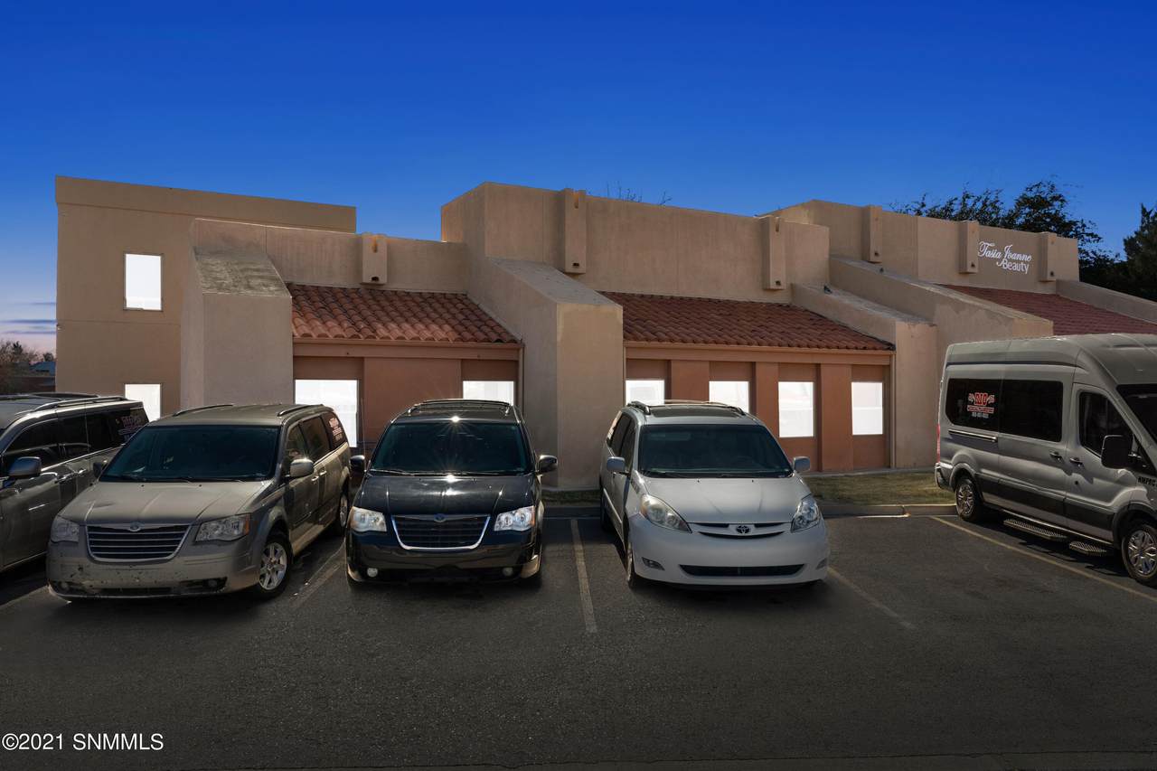 2000 Lohman Ave Avenue - Photo 1