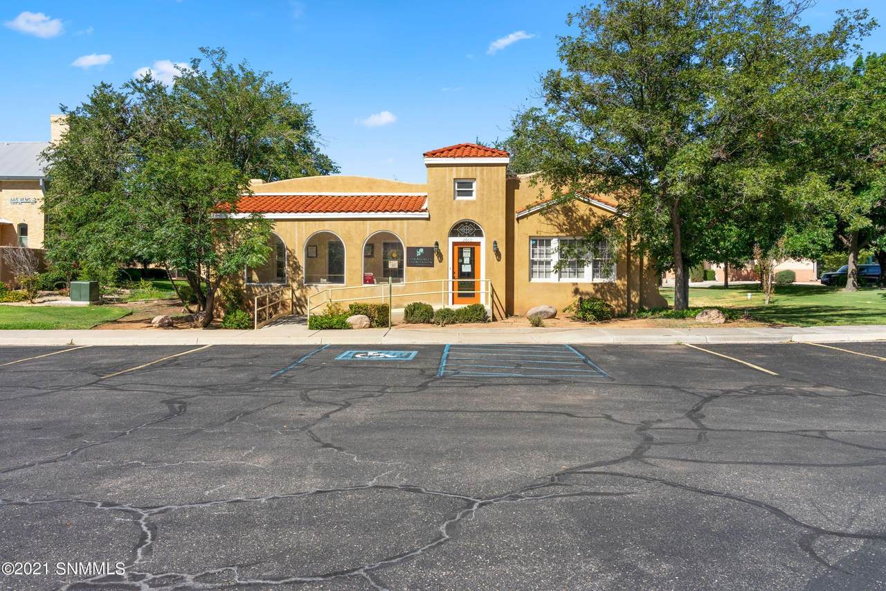2600 El Paseo Road - Photo 1
