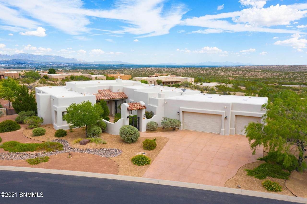1208 Titania Court - Photo 1