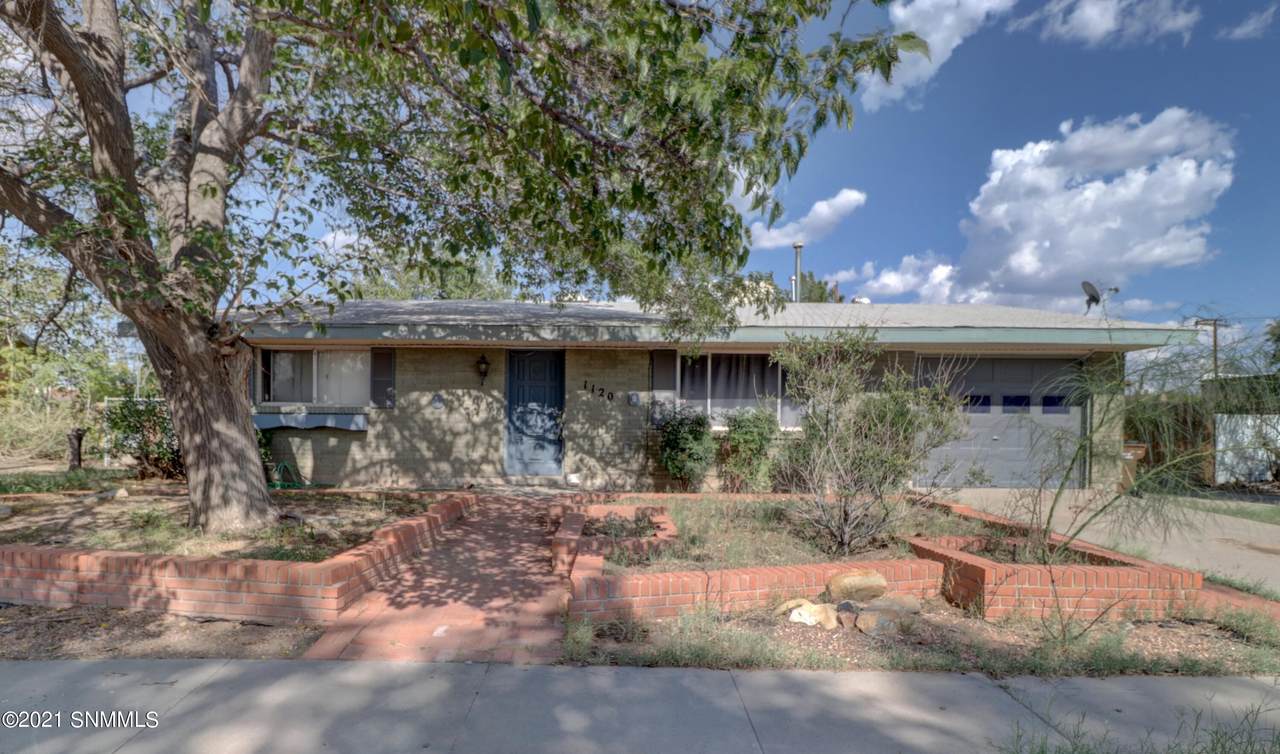 1120 Sharon Circle - Photo 1
