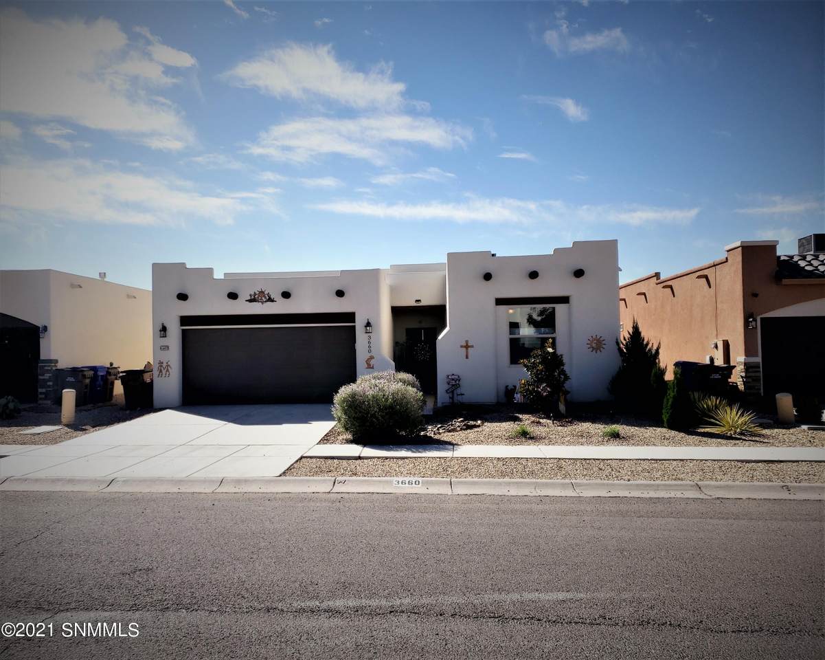 3660 Santa Minerva Avenue - Photo 1