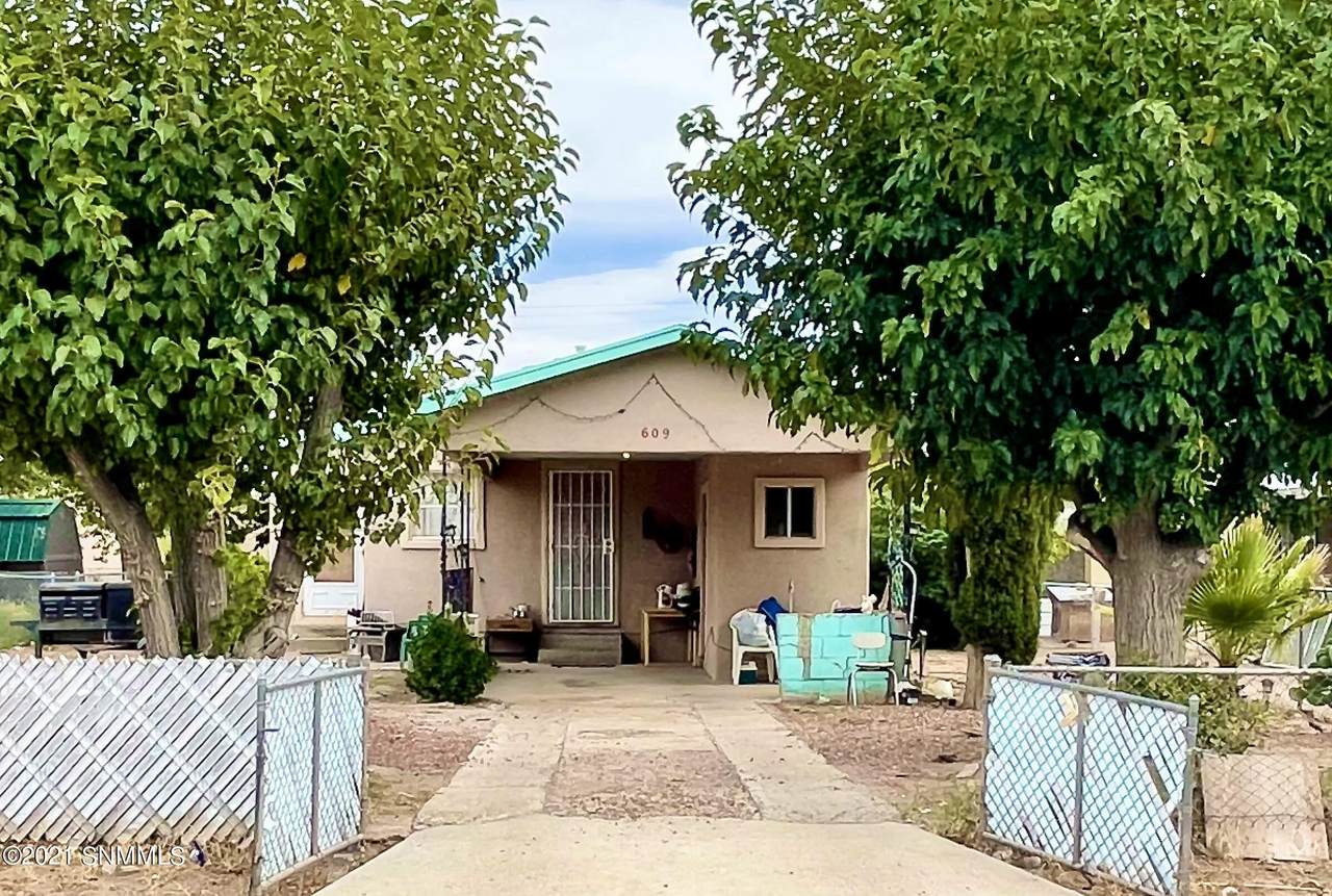 609 Santa Barbara Street - Photo 1
