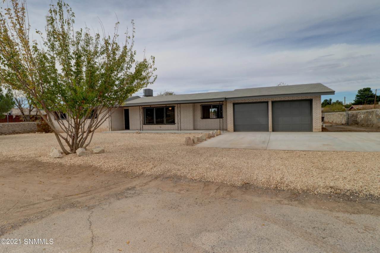 315 Clover Drive - Photo 1