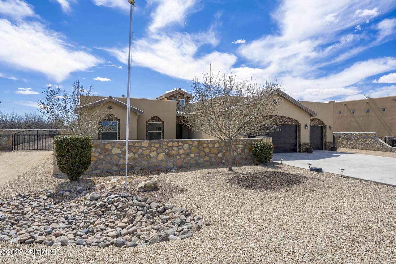 8336 Rancho Vista Loop - Photo 1