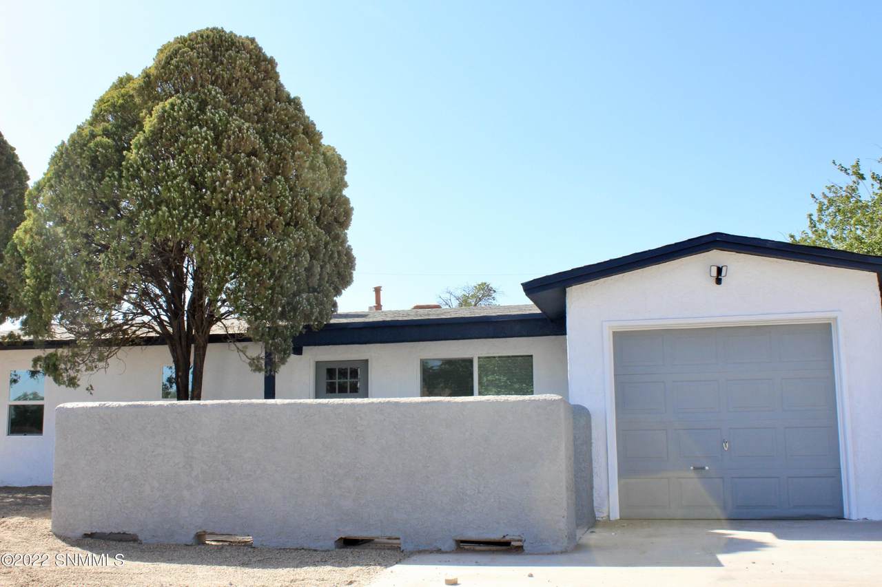 1925 Poplar Avenue - Photo 1