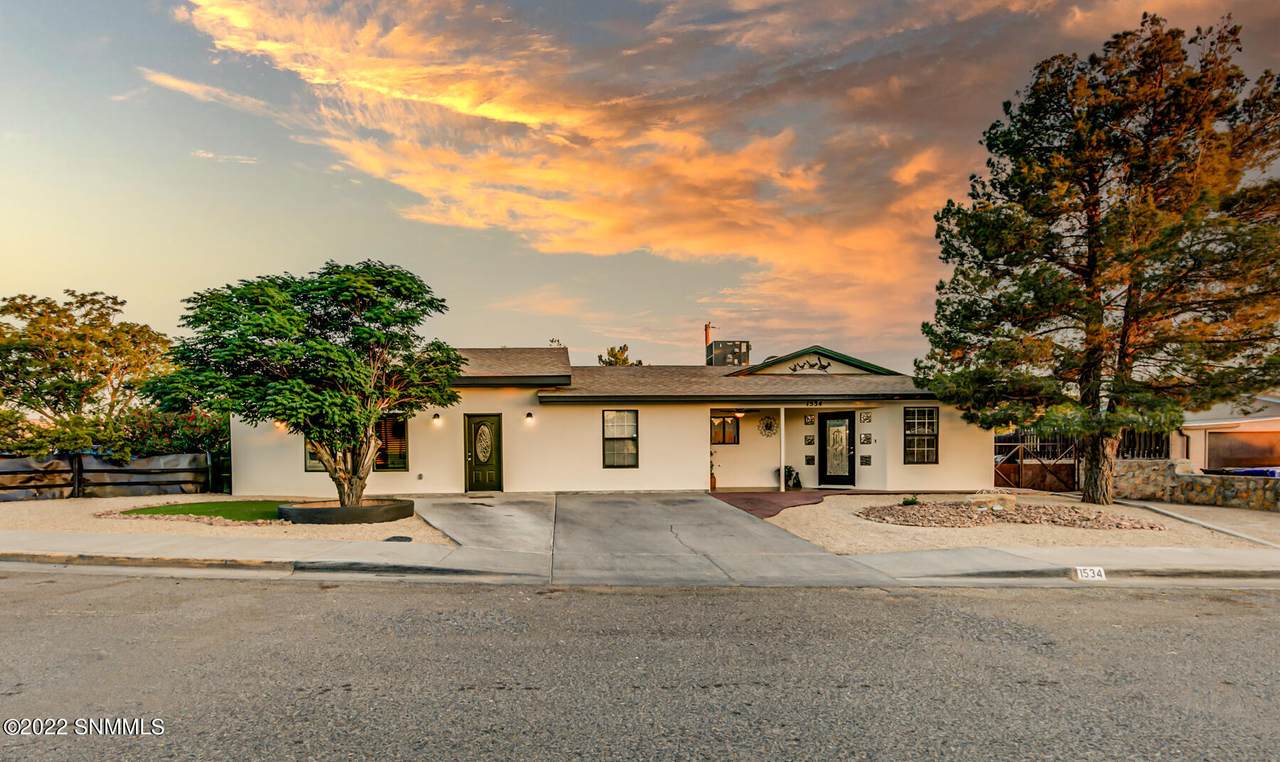 1534 Corbett Drive - Photo 1