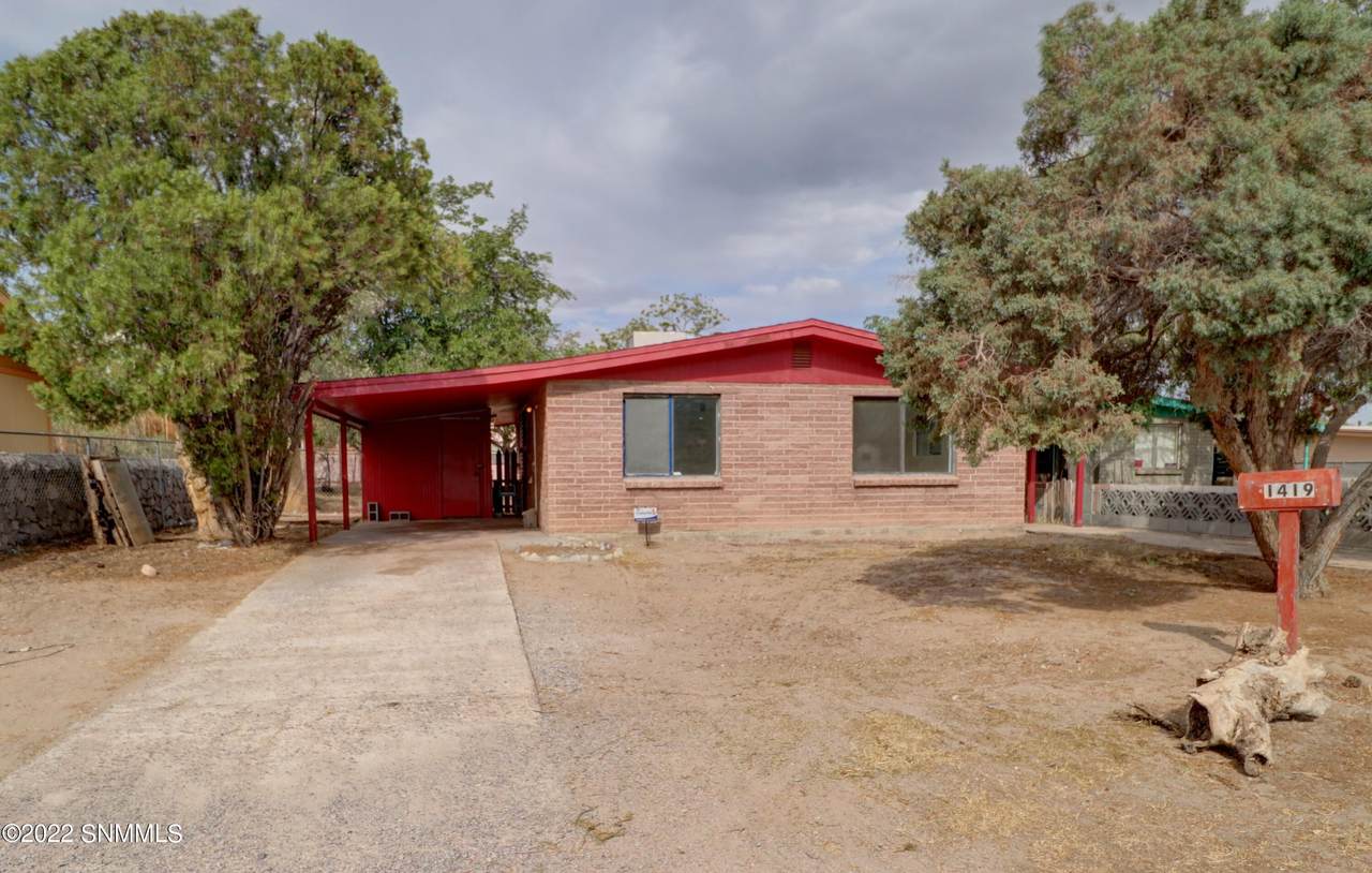 1419 Esperanza Street - Photo 1