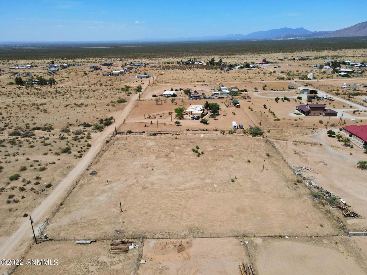 7200 Jack Rabbit Road - Photo 1
