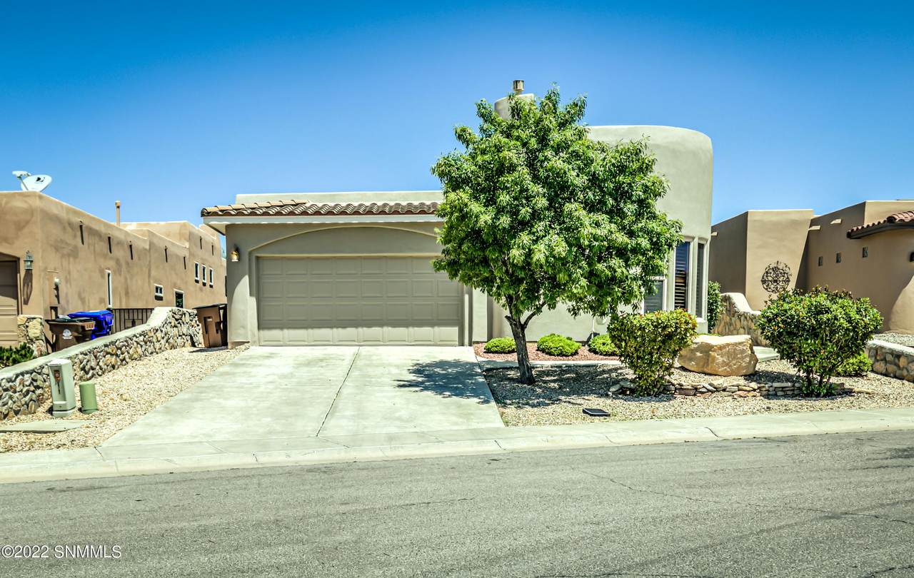 4087 Bella Sierra Court - Photo 1
