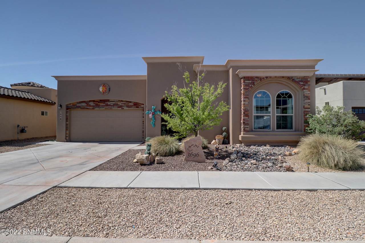 3696 Santa Cecilia Avenue - Photo 1