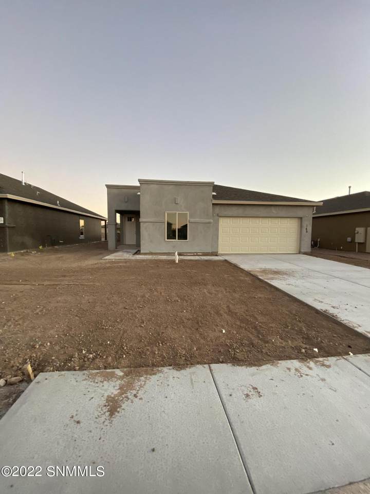 2943 Aragon Avenue - Photo 1