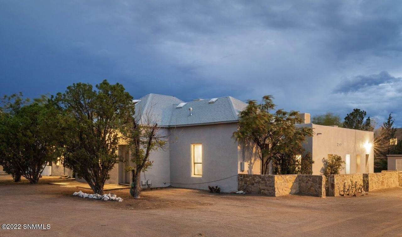 2530 Espina Street - Photo 1