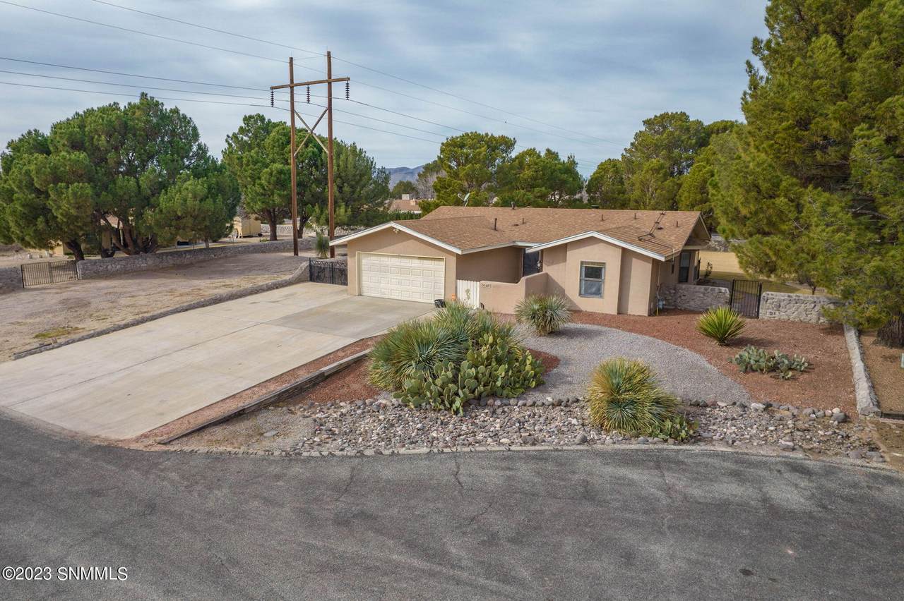 5487 La Paloma Court - Photo 1
