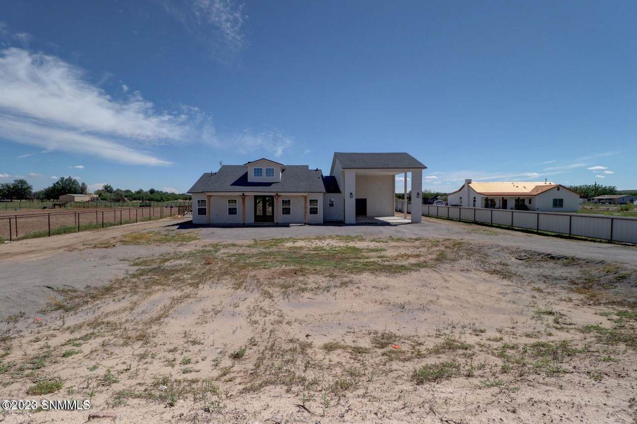 135 County Rd B-040 - Photo 1