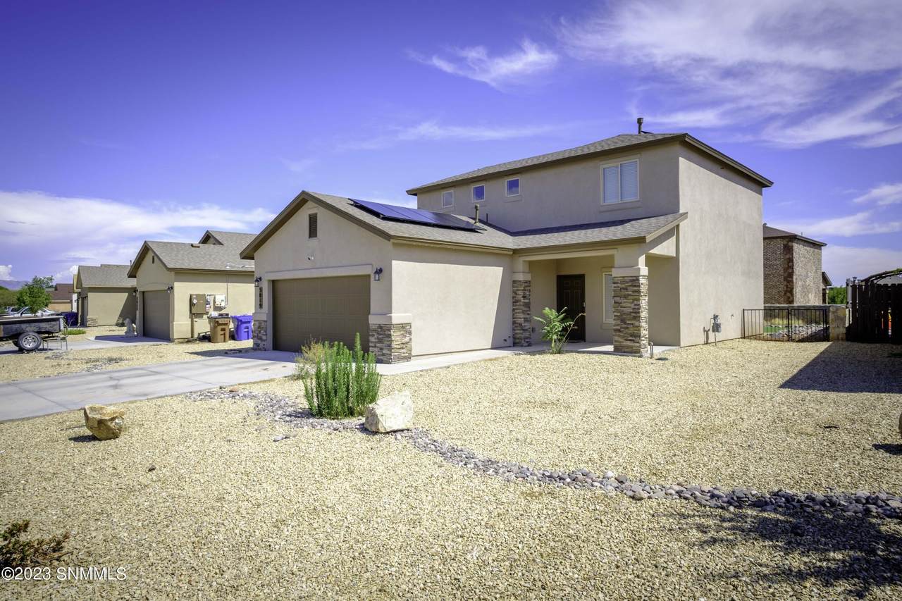 3019 La Union Court - Photo 1