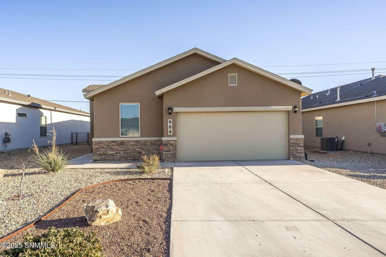 https://bt-photos.global.ssl.fastly.net/lascruces/1280_boomver_1_2500021-2.jpg