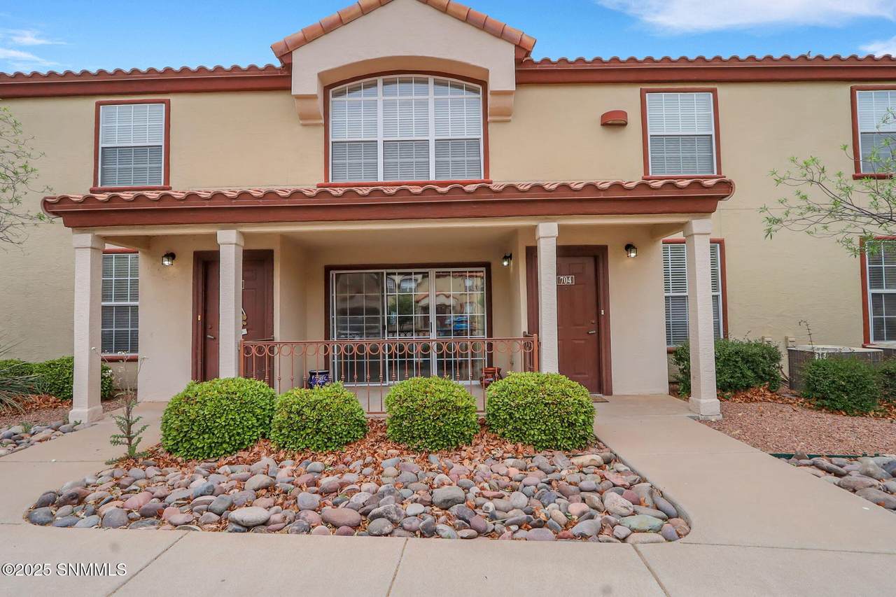 3901 Sonoma Springs Avenue - Photo 1