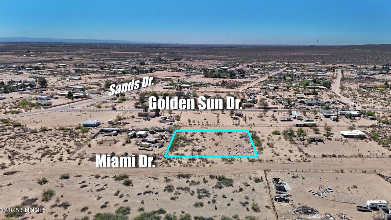 2675 Miami Drive - Photo 1