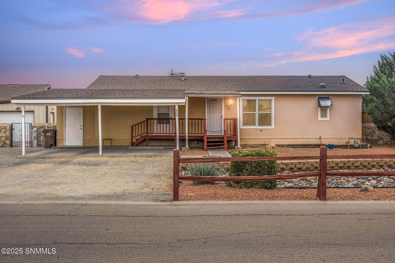 2990 Petunia Lane - Photo 1