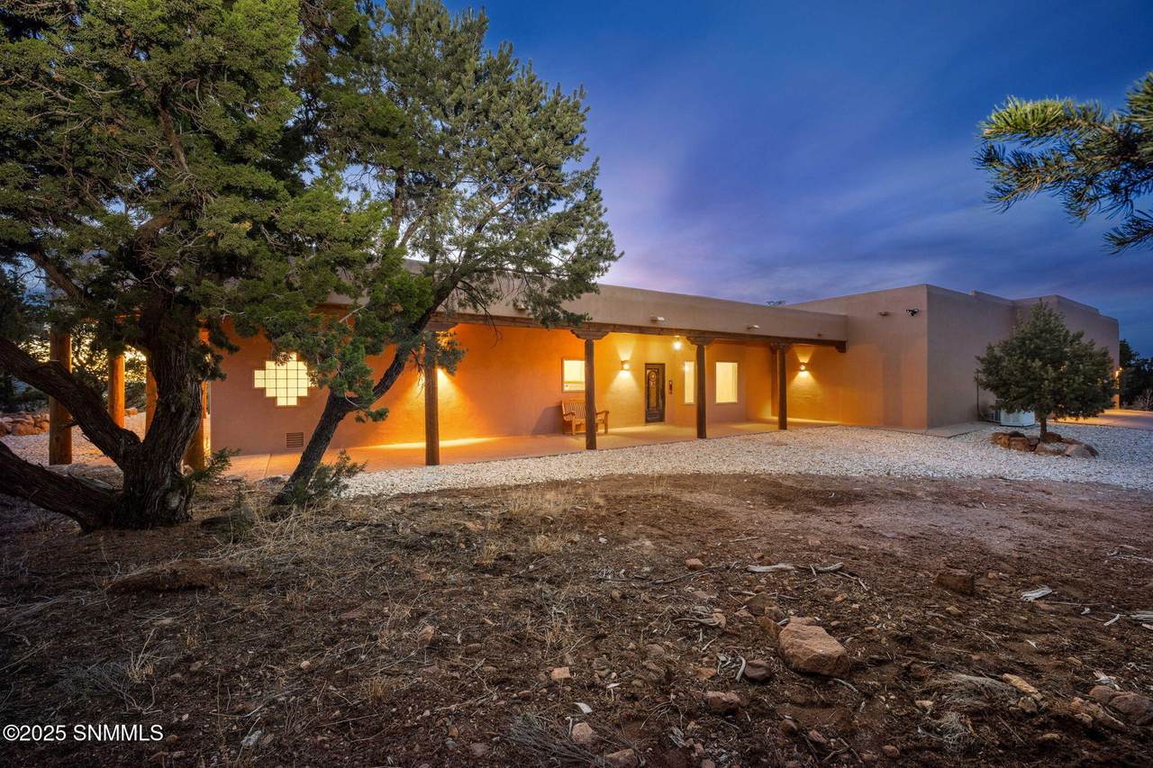 4 Colorado Place - Photo 1