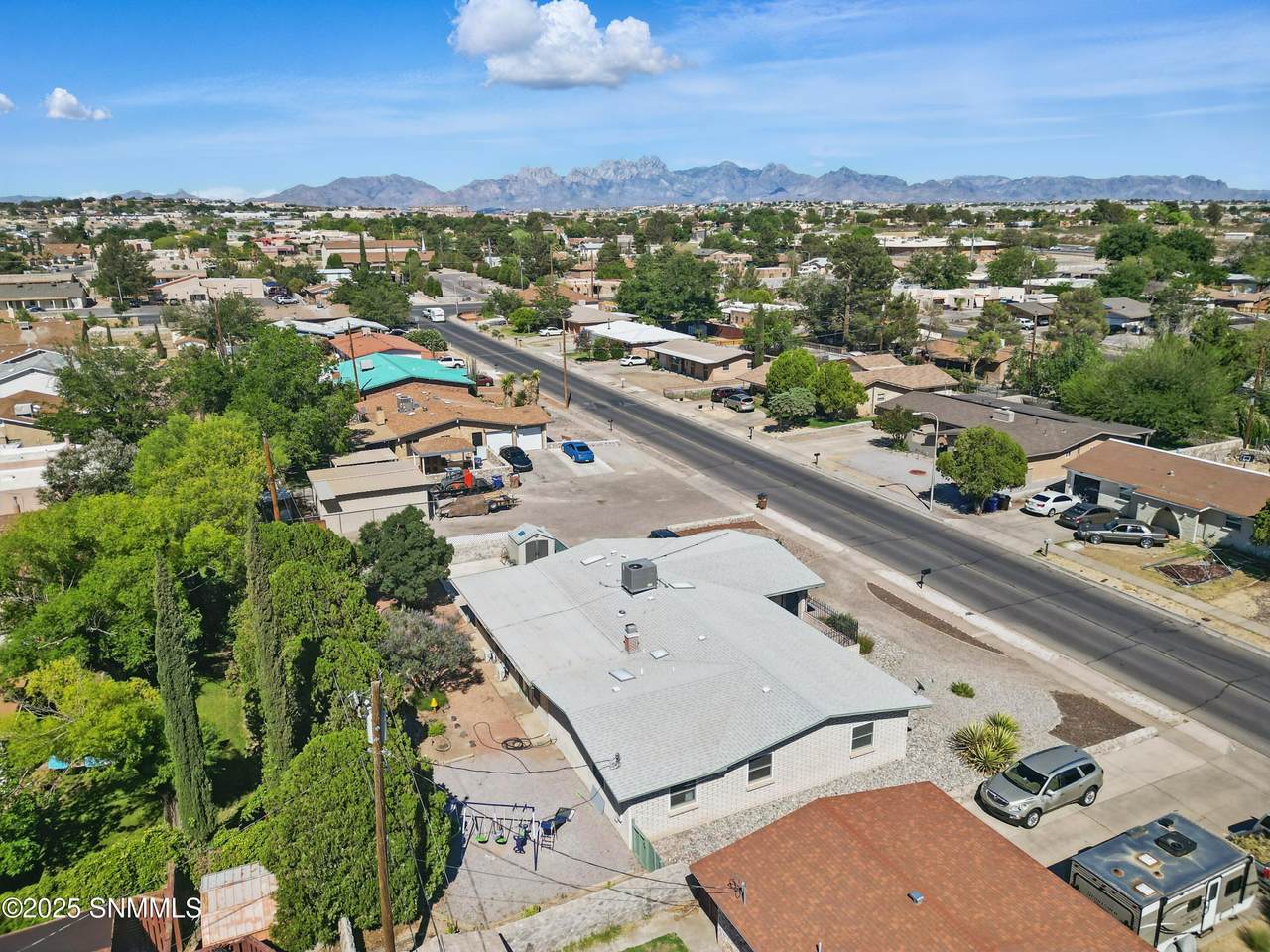 1055 Jasmine Drive - Photo 1