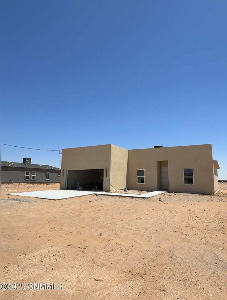1352 Thar Desert Drive - Photo 1